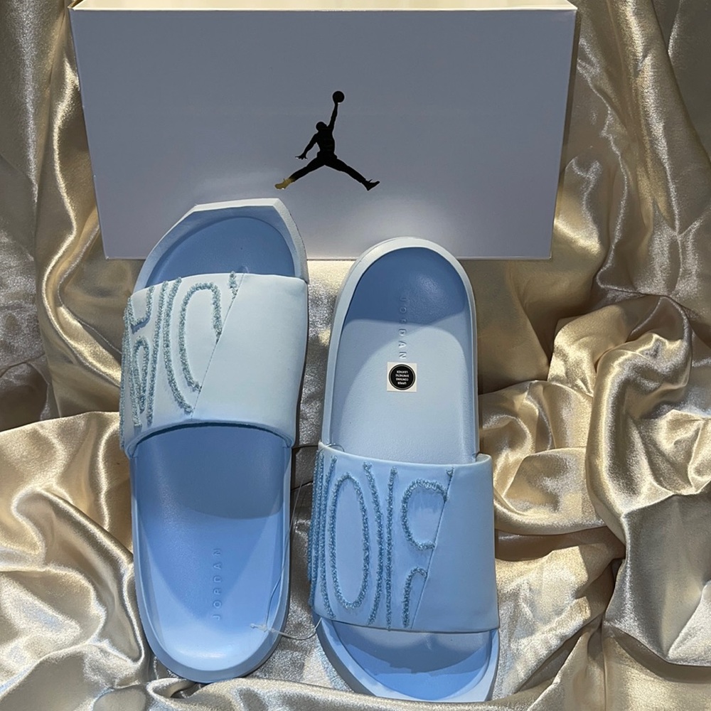 Jordan NOLA slide Celestine Blue